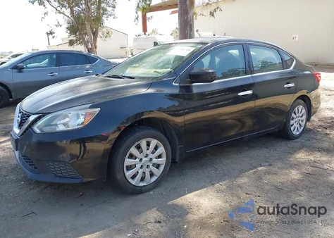 2016 Nissan Sentra S z USA, uszkodzony, nr VIN 3N1AB7AP1GY313676